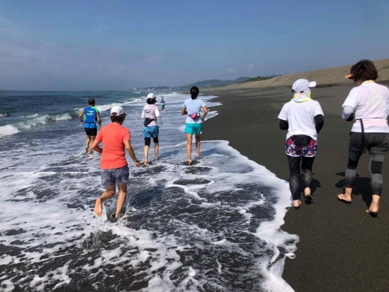 裸足ランニングを正しく知ろう スポリートメディア