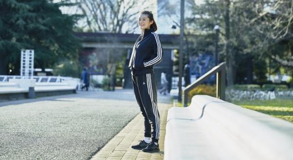 おしゃれラン 街で浮かない 普段づかいok ランニングウェアをアスレジャー風に着こなす スポリートメディア