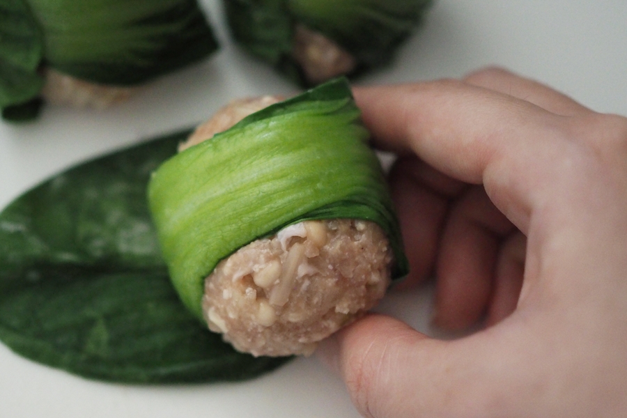 チンゲン菜 包む